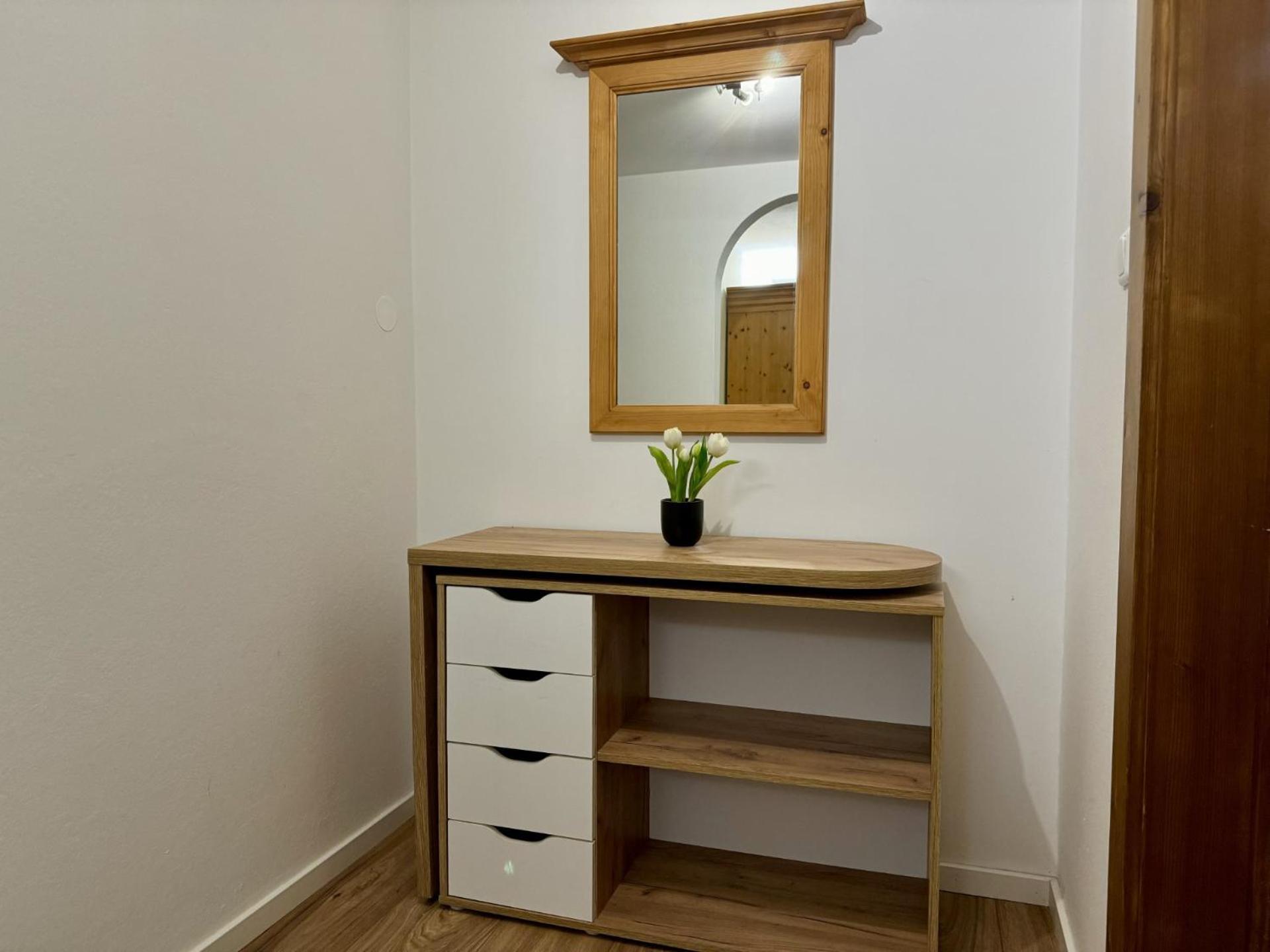 תיירזה Alpenlodge, Ferienwohnung 14 מראה חיצוני תמונה