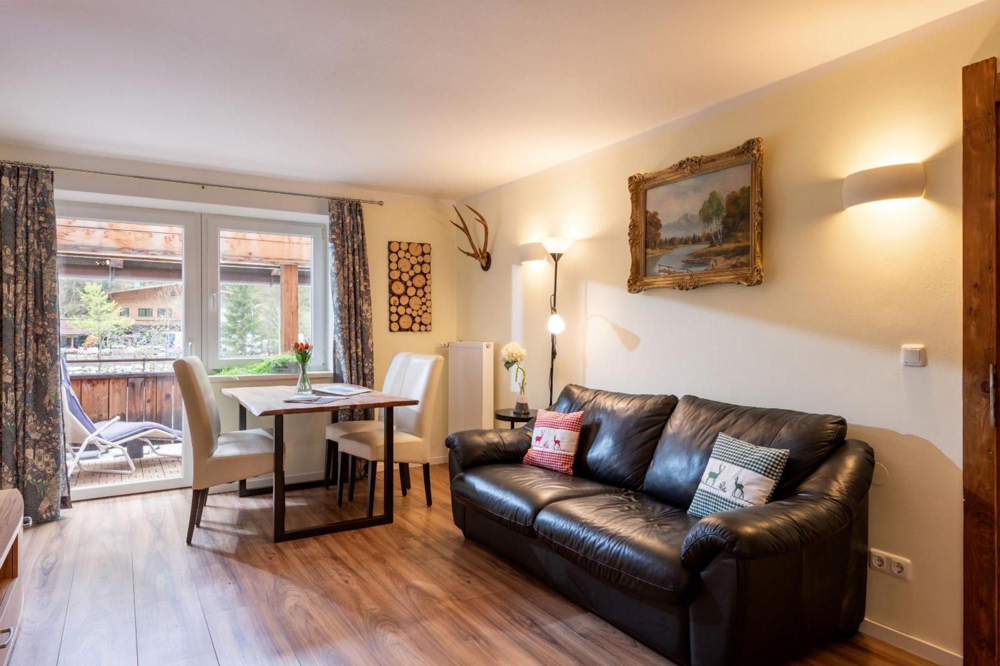 תיירזה Alpenlodge, Ferienwohnung 14 מראה חיצוני תמונה