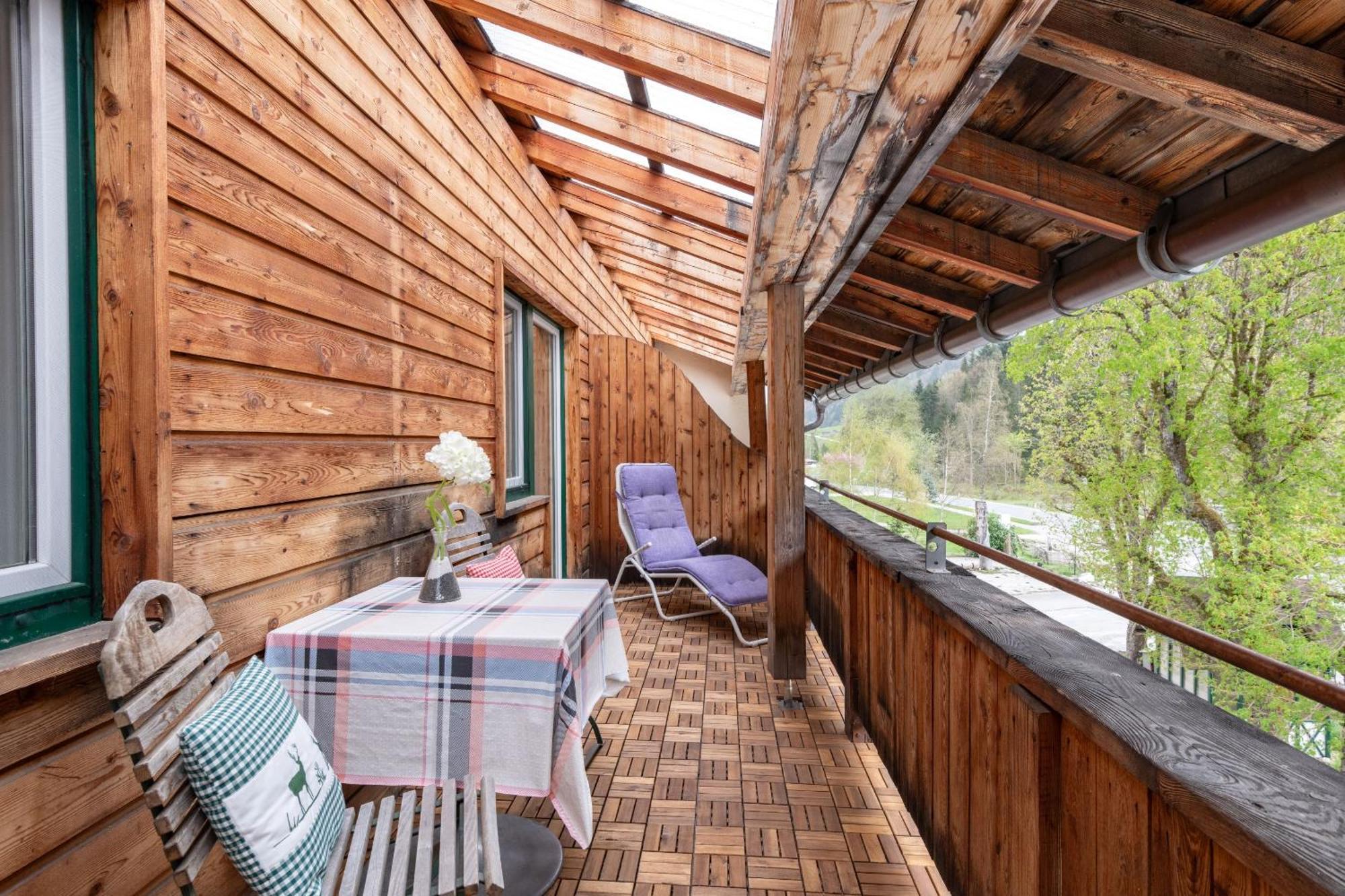 תיירזה Alpenlodge, Ferienwohnung 14 מראה חיצוני תמונה